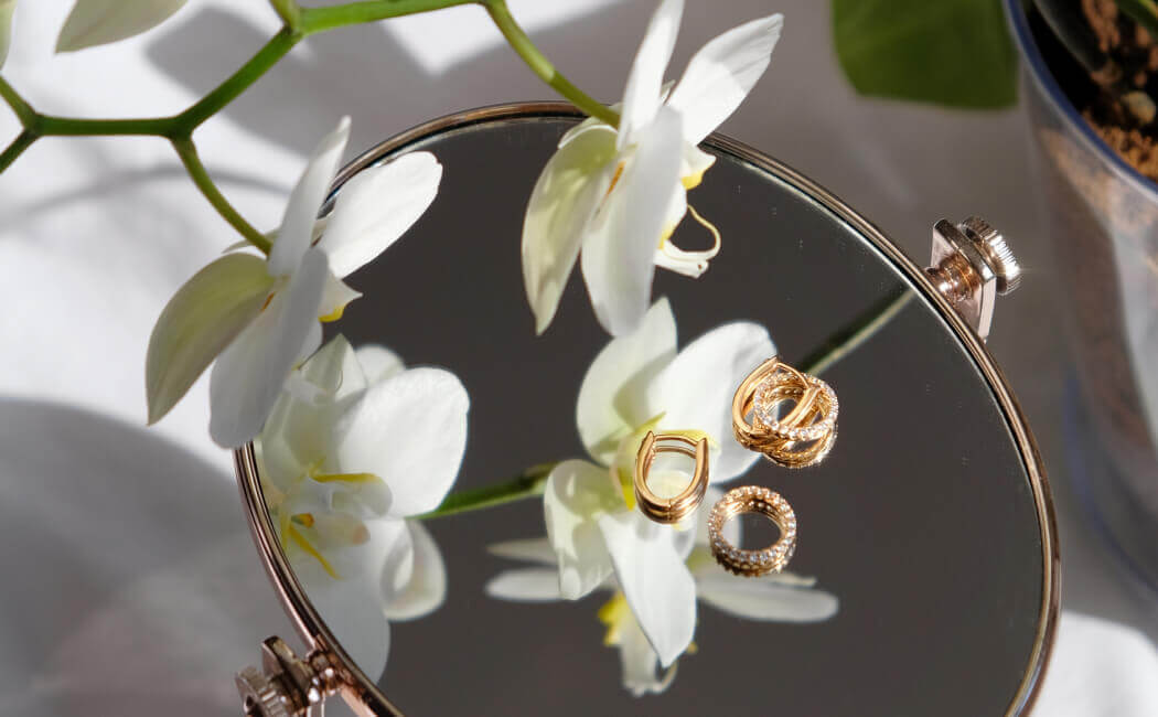 Artificial jewellery stored neatly to avoid tangles