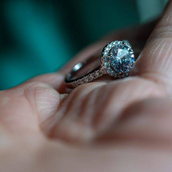 Blue crystal solitaire ring