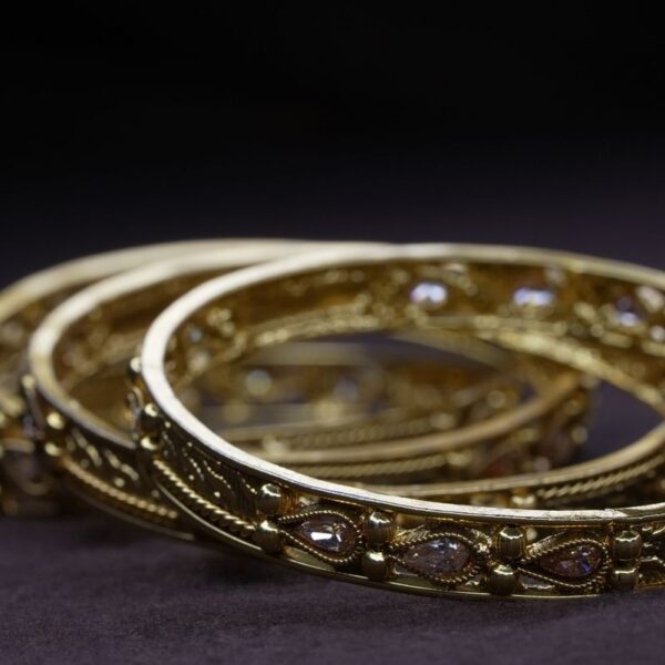 Antique gold-tone bangle set