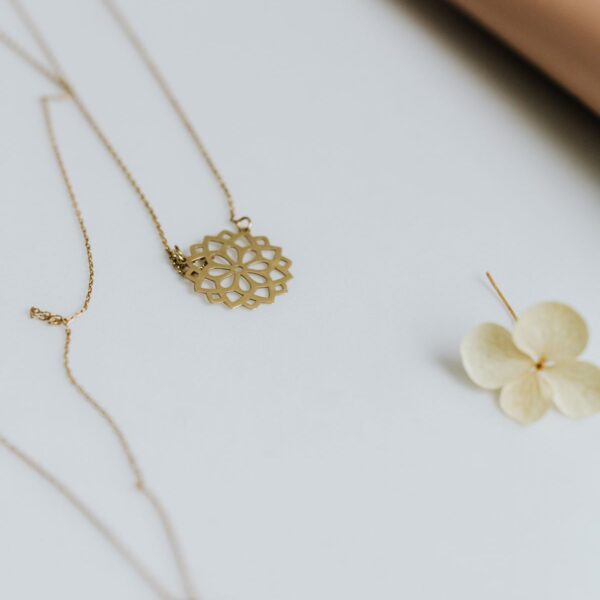 Gold-tone filigree flower pendant necklace