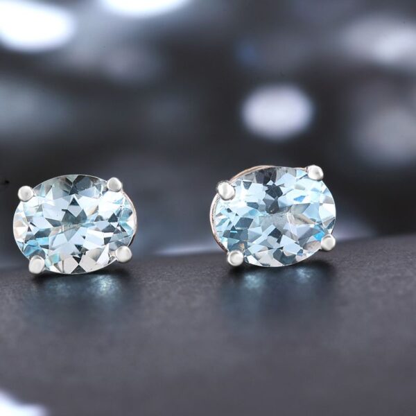Sky blue oval crystal stud earrings
